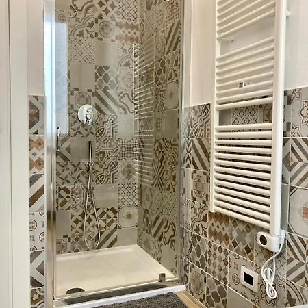 Casa Beatrice, Trilocale Nuovo Completamente Arredato, Compreso Posto Auto Appartement *