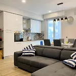 Casa Beatrice, Trilocale Nuovo Completamente Arredato, Compreso Posto Auto * 阿拉西奥