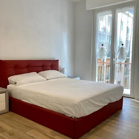 Casa Beatrice, Trilocale Nuovo Completamente Arredato, Compreso Posto Auto 阿拉西奥