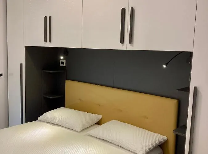 Casa Beatrice, Trilocale Nuovo Completamente Arredato, Compreso Posto Auto Appartement