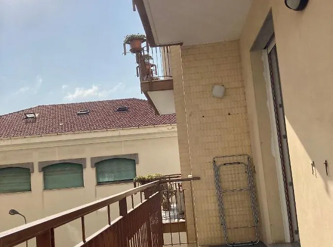 Casa Beatrice, Trilocale Nuovo Completamente Arredato, Compreso Posto Auto Alassio